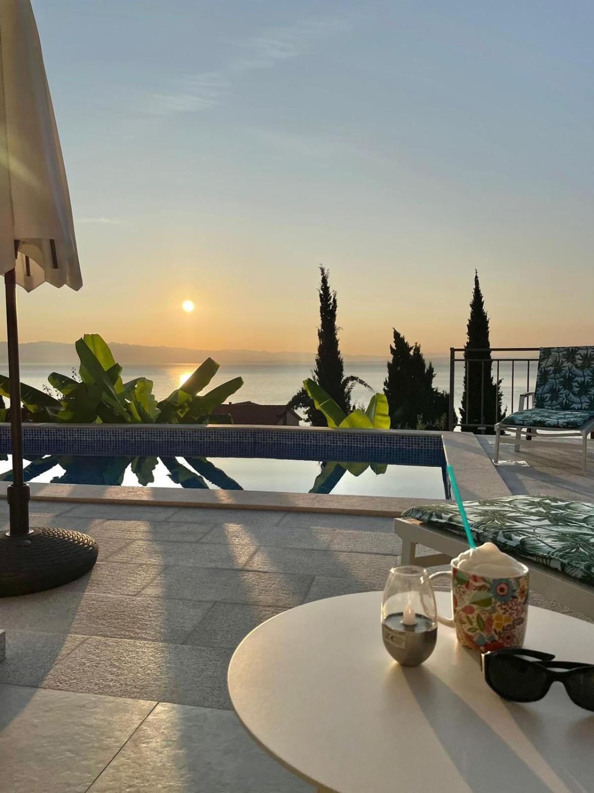Villa Nikolla Laurana Esterno foto