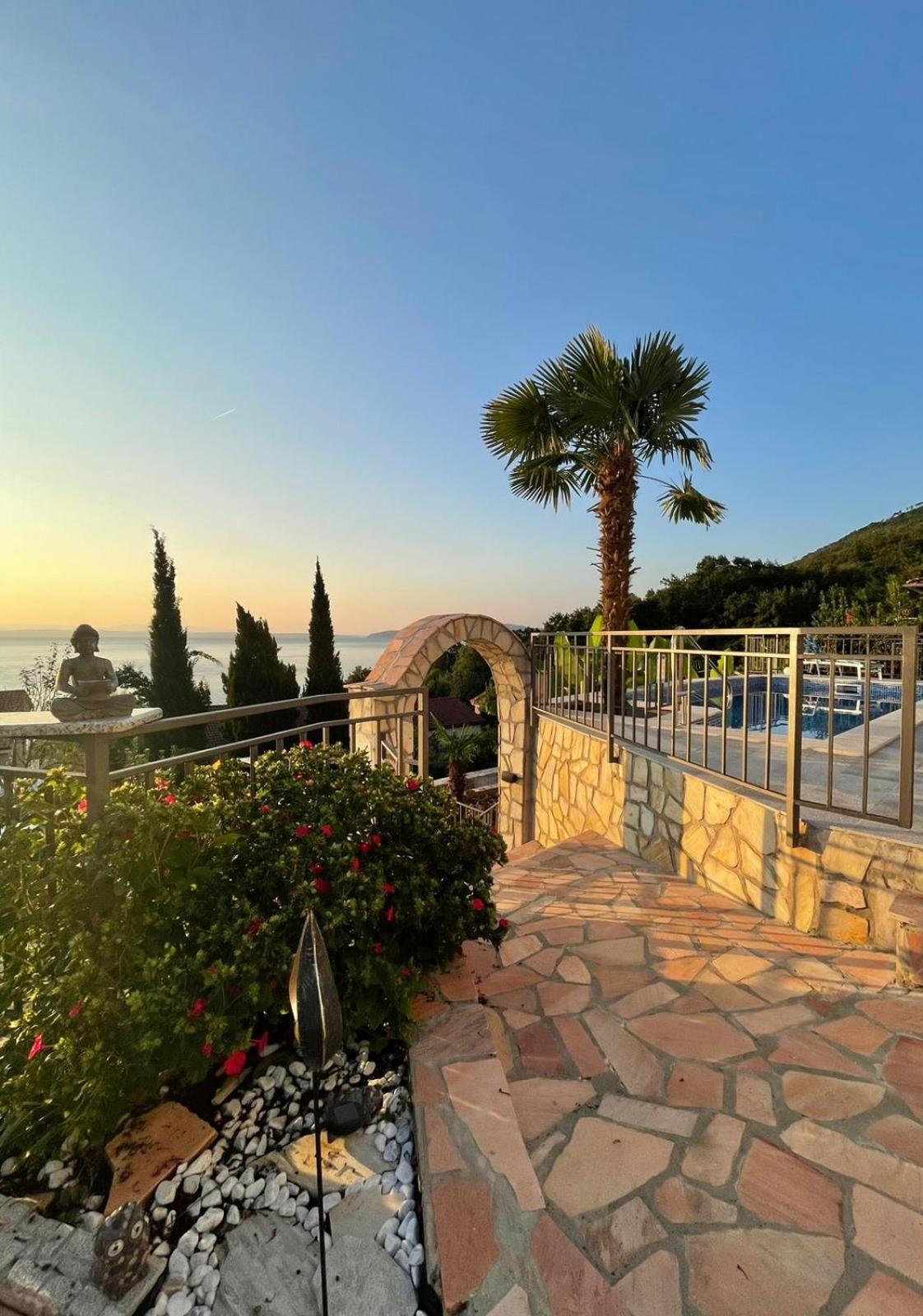 Villa Nikolla Laurana Esterno foto