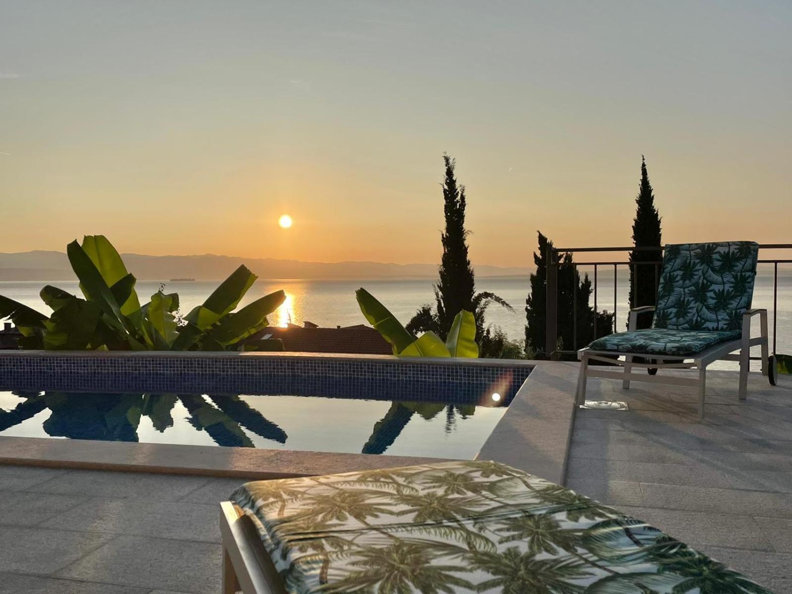 Villa Nikolla Laurana Esterno foto