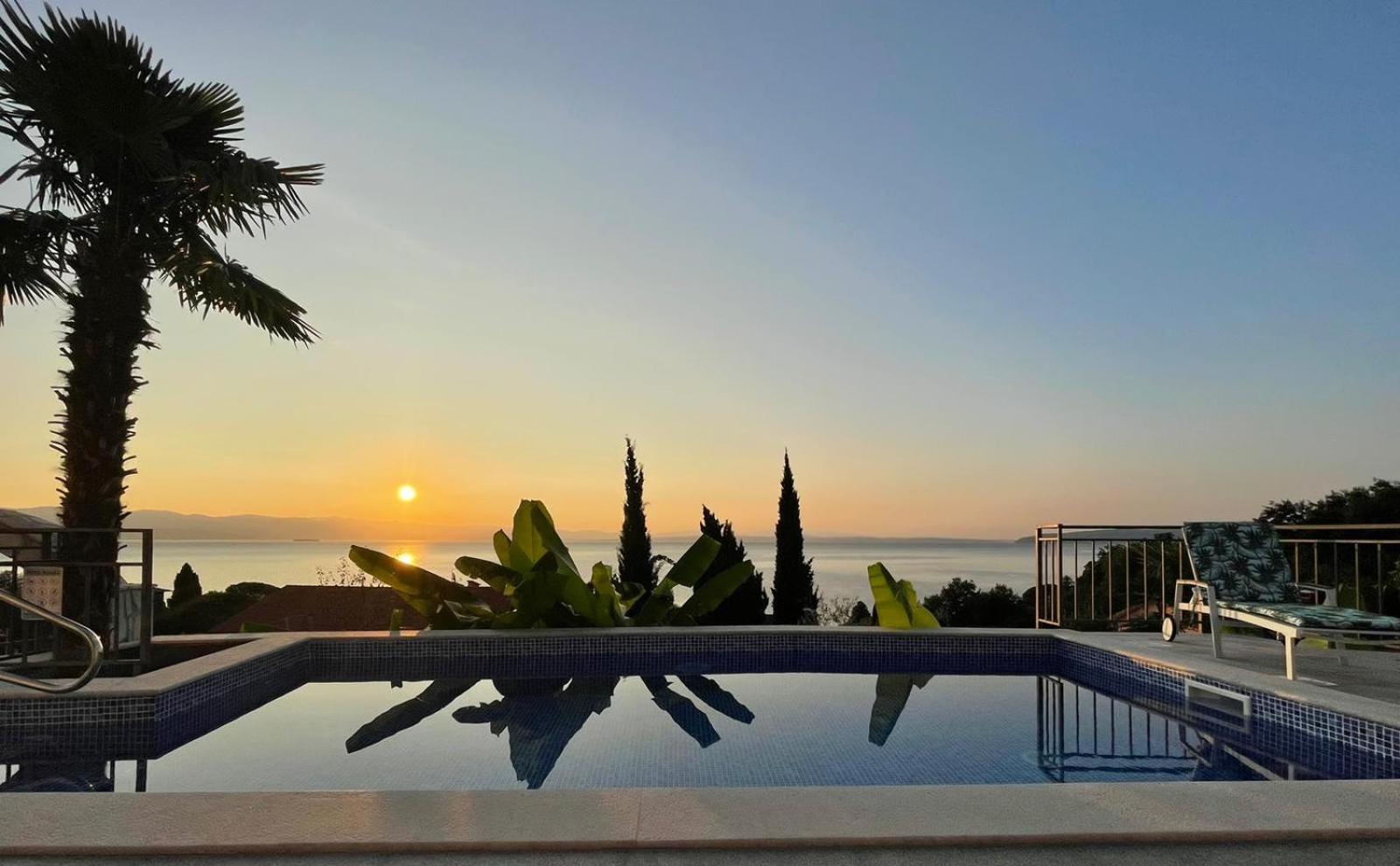 Villa Nikolla Laurana Esterno foto