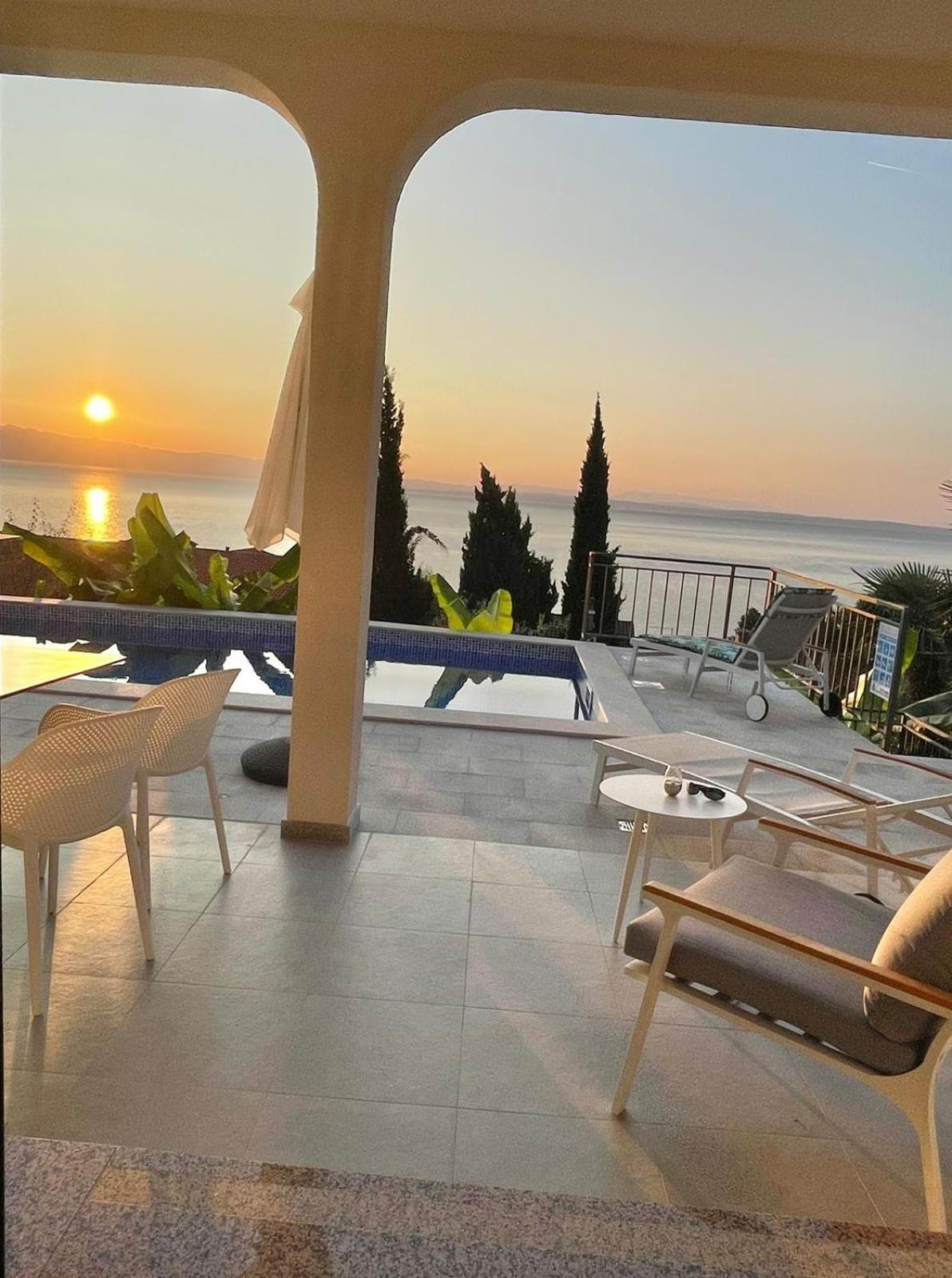 Villa Nikolla Laurana Esterno foto